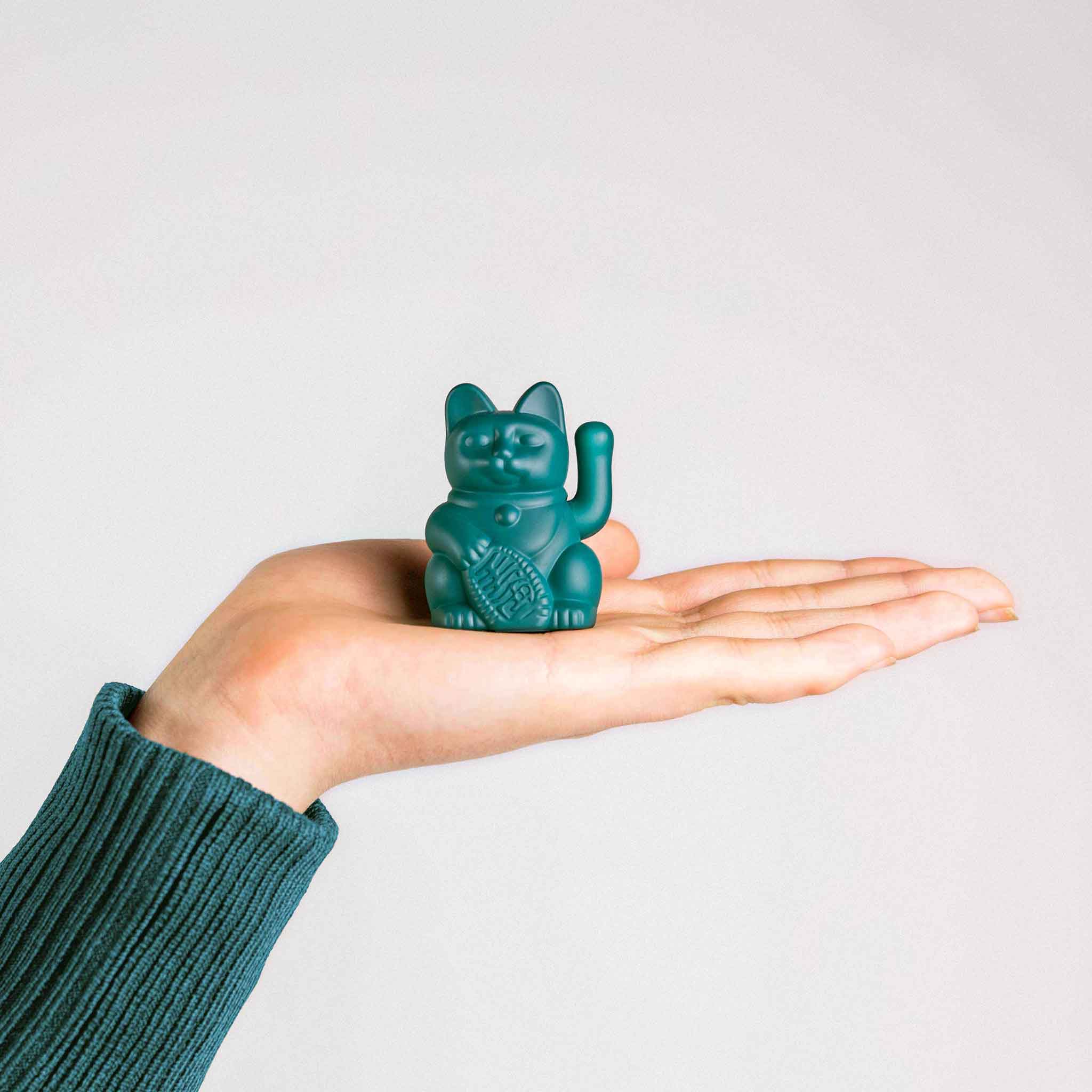 Lucky Cat Solar Green