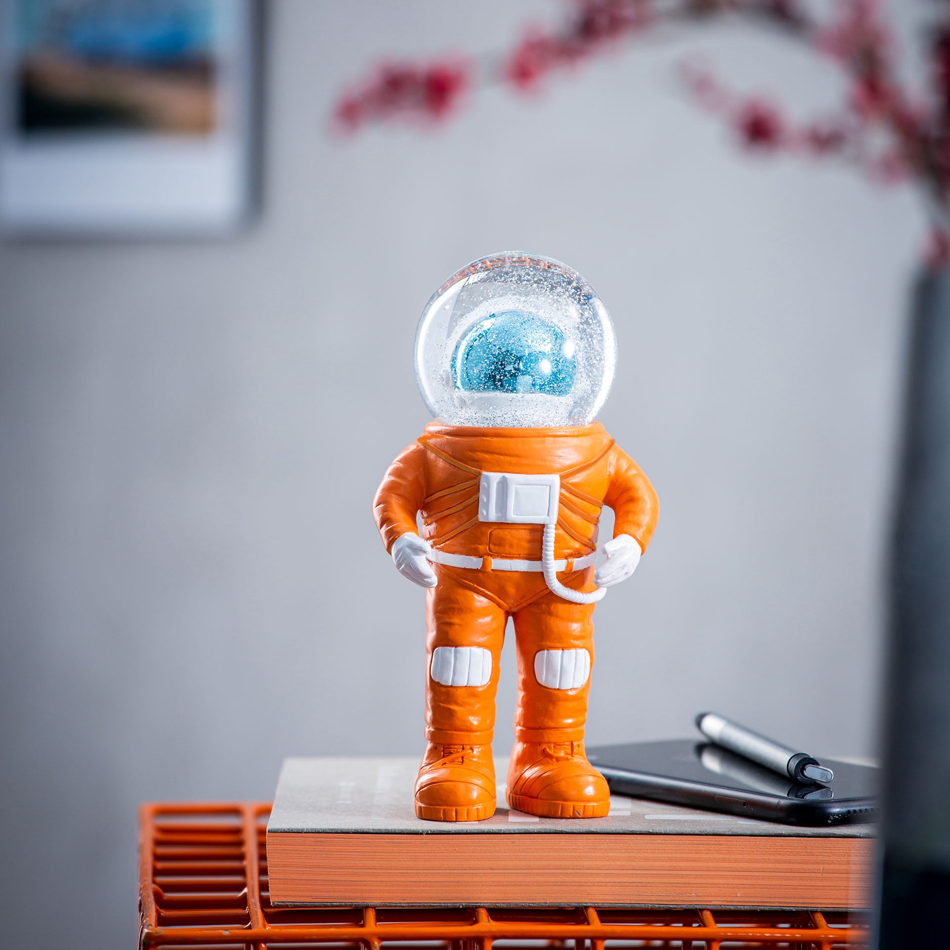 Summerglobe The Marstronaut