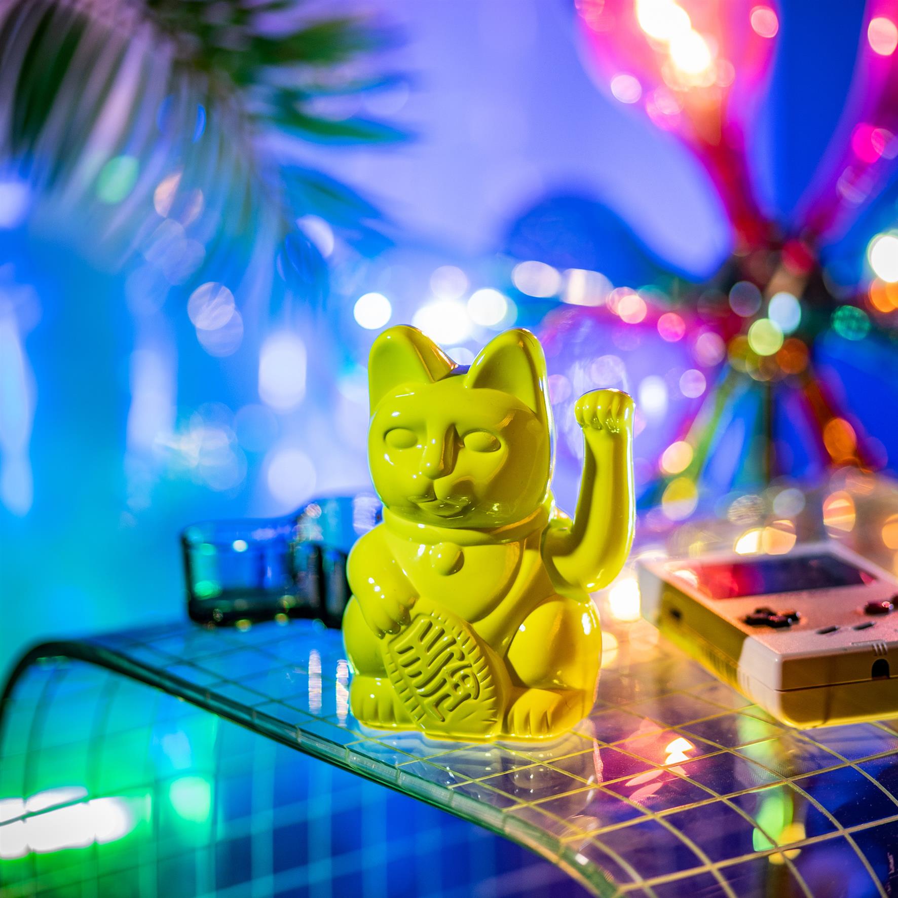 Lucky Cat Glossy Yellow