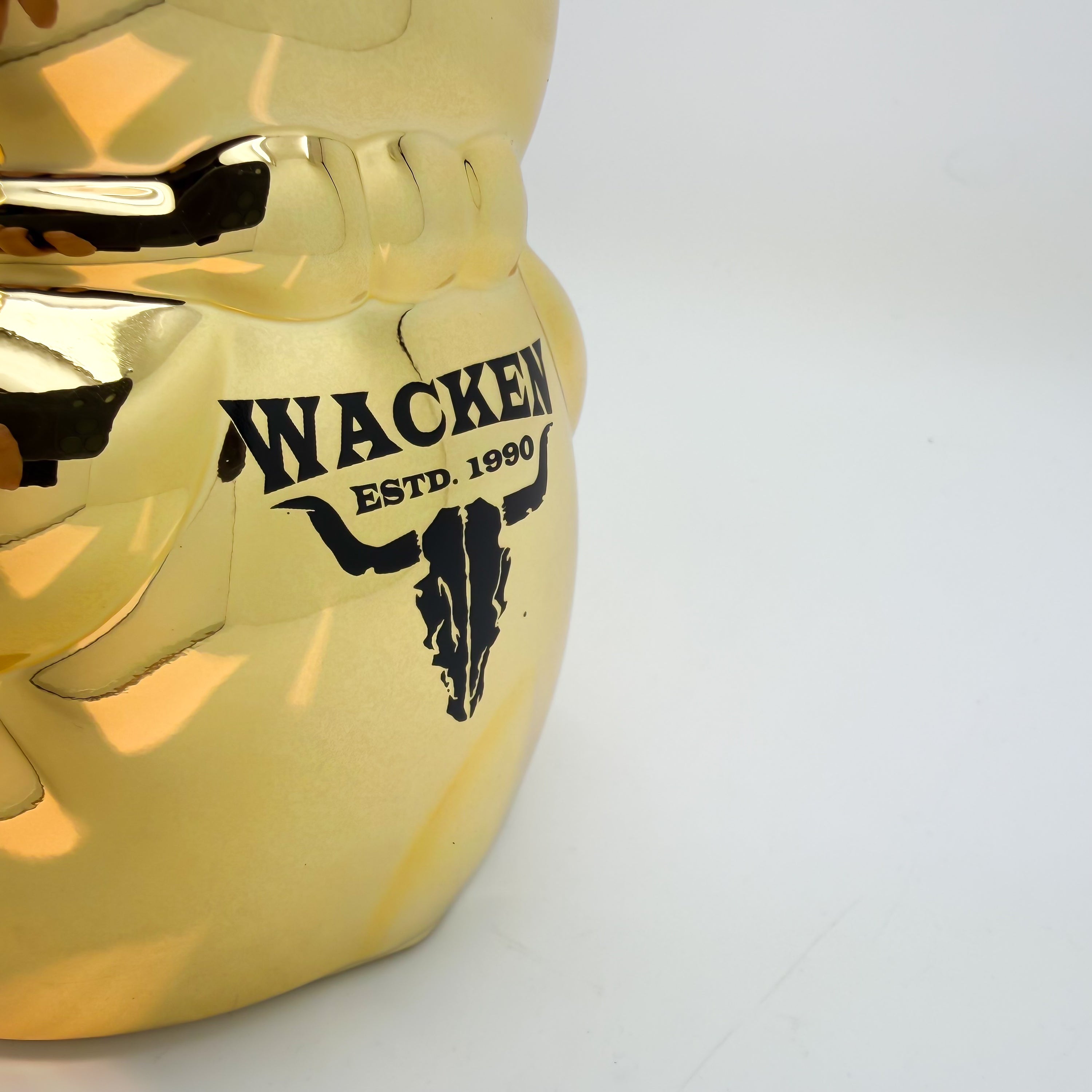 Lucky Cat Golden Helga