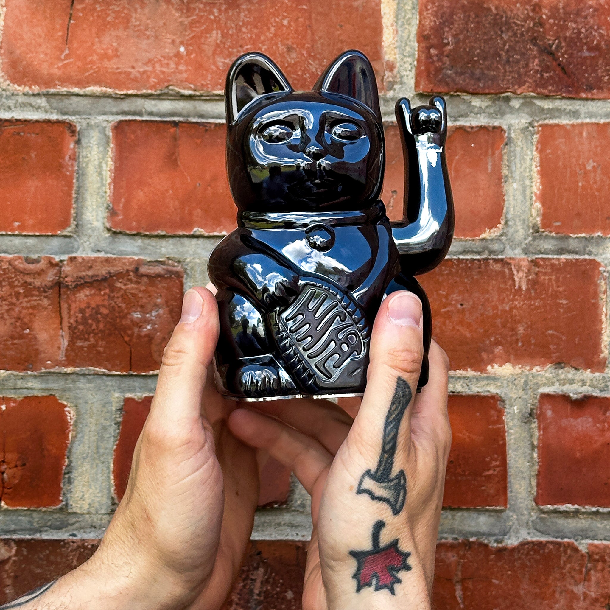 Winkekatze Helga – W:O:A Limited Edition